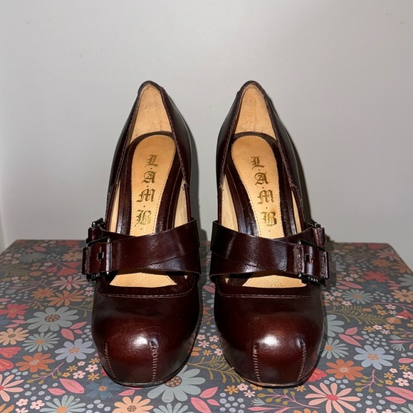Gorgeous LAMB platform pumps - Picture 2 of 10